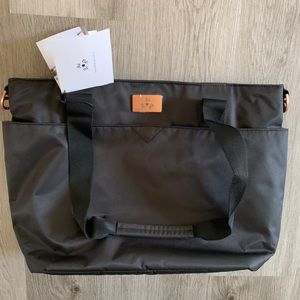 NWT Jujube encore tote black rose